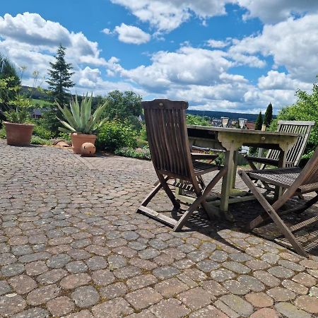 Ferienwohnung Am Sonnigen Haimberg Fulda Luaran gambar